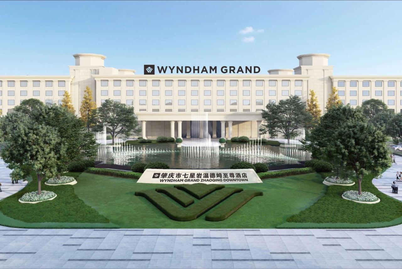Wyndham Grand Zhaoqing Downtown Hotel Exterior foto